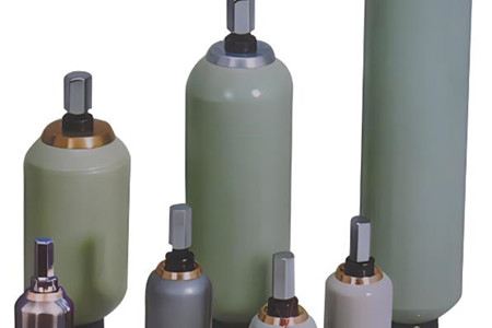 隔膜式蓄能器的質(zhì)量如何判斷?掌握這幾個(gè)小技巧!